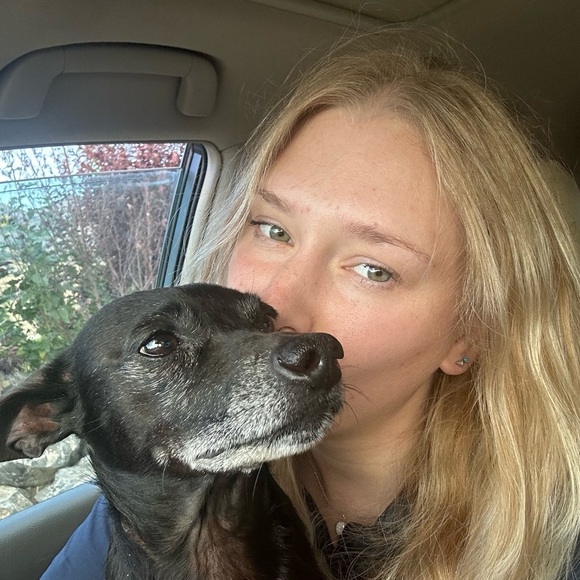 Meet your Posher, Hallie - Picture 2 of 2